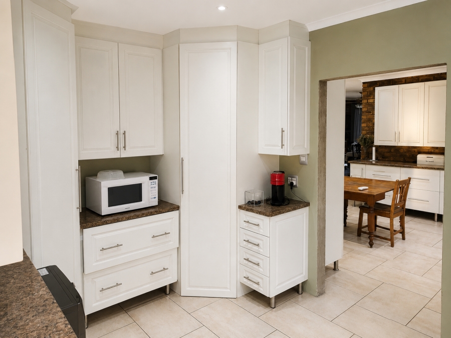 3 Bedroom Property for Sale in Bodorp North West